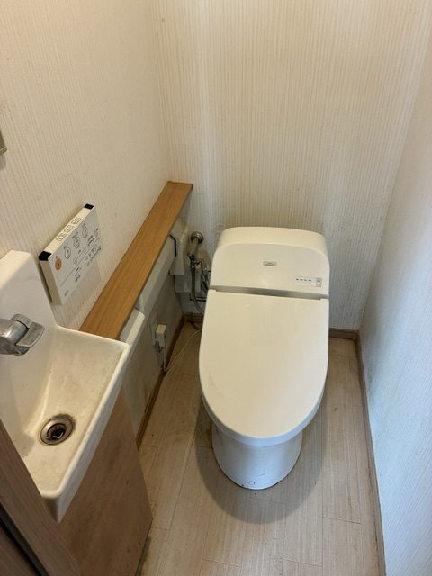 トイレリフォーム施工前